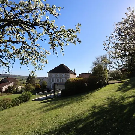 Les Jardins De Bed & Breakfast 3*